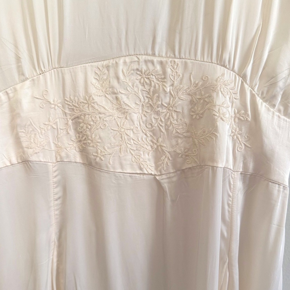 Zara Home Cream Satin Embroidered Flutter Sleeve Open Back Nightgown SZ L NWT - Picture 7 of 11